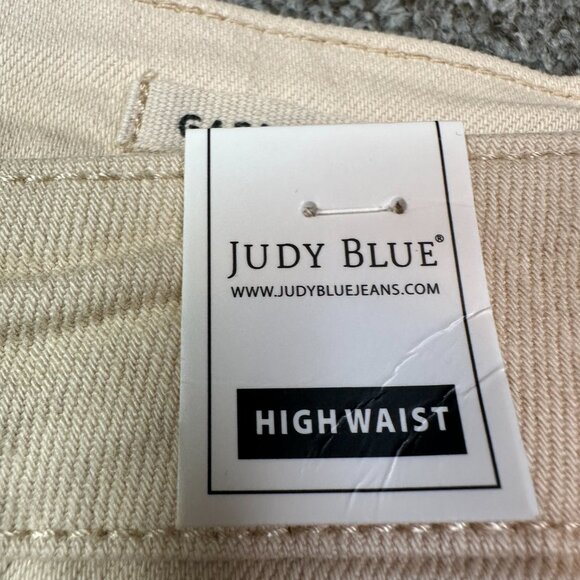 Judy Blue NWT White Cream Straight Leg Women's Garment Dyed Denim Jeans Size 14W - Picture 3 of 7